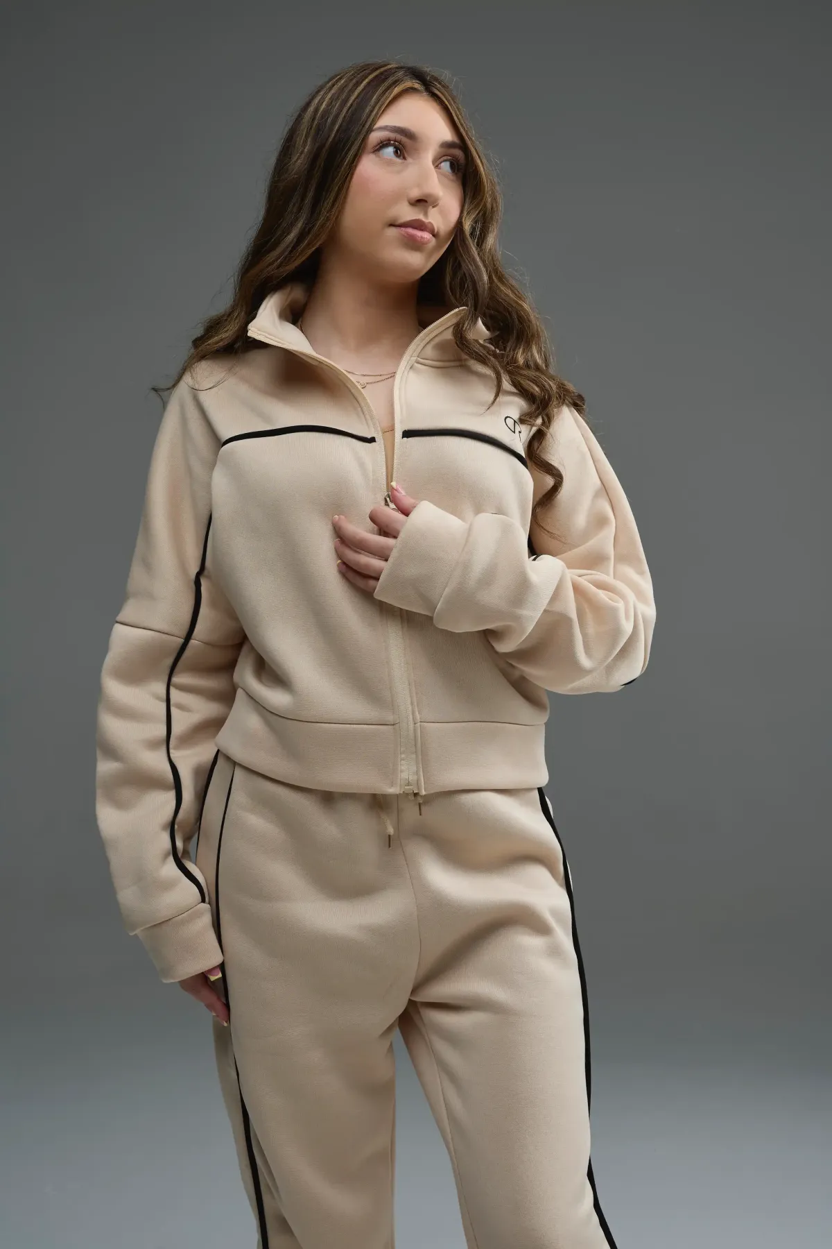 Chill-Mode Set (Natter Joggers & Lounge Jacket)