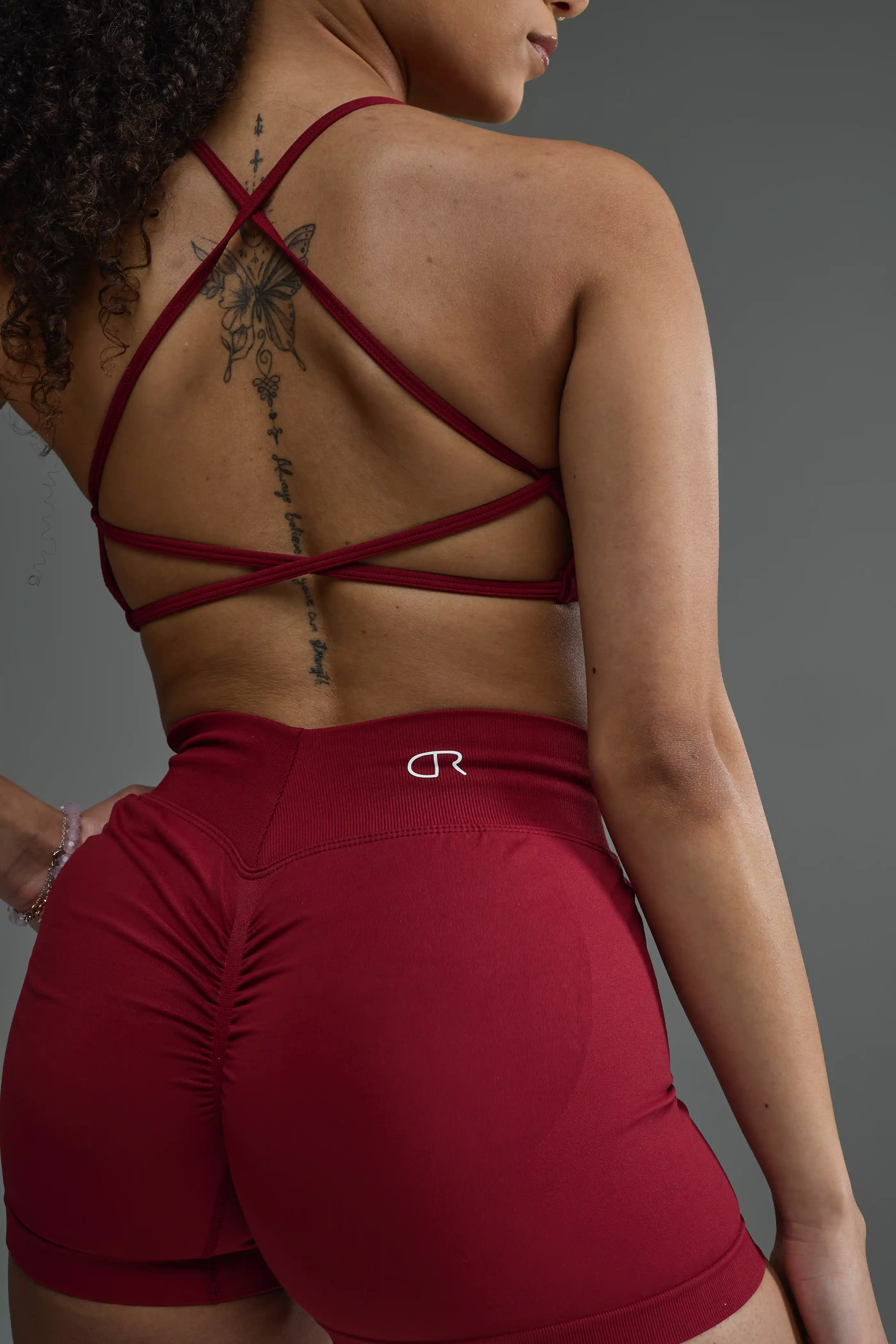 SculptFit Seamless Sports Bra